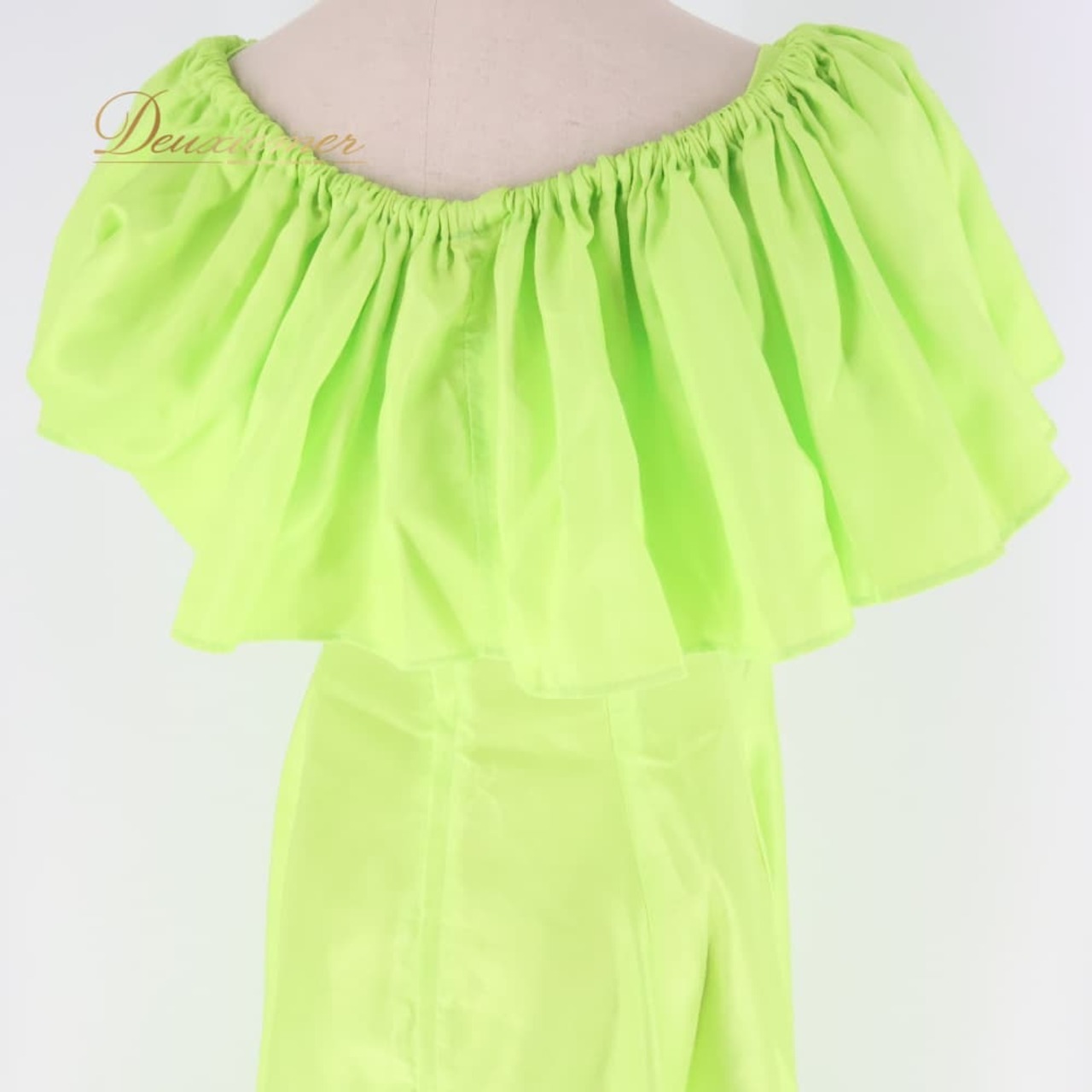 フラダンス 衣装 ワンピース ドレス グリーン系 黄緑 ワンカラー 2WAY キャミソールドレス 無地 シンプル かわいい 華やか 鮮やか 明るい きれい 爽やか ハワイアン アロハ フラ ダンス レッスン 練習 フリル 半袖風 キャミワンピース 黄緑系