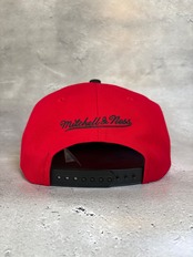 Michell＆Ness/ミッチェル＆ネス 　NBA シカゴ・ブルズ デイ・ワン スナップバック・キャップ　