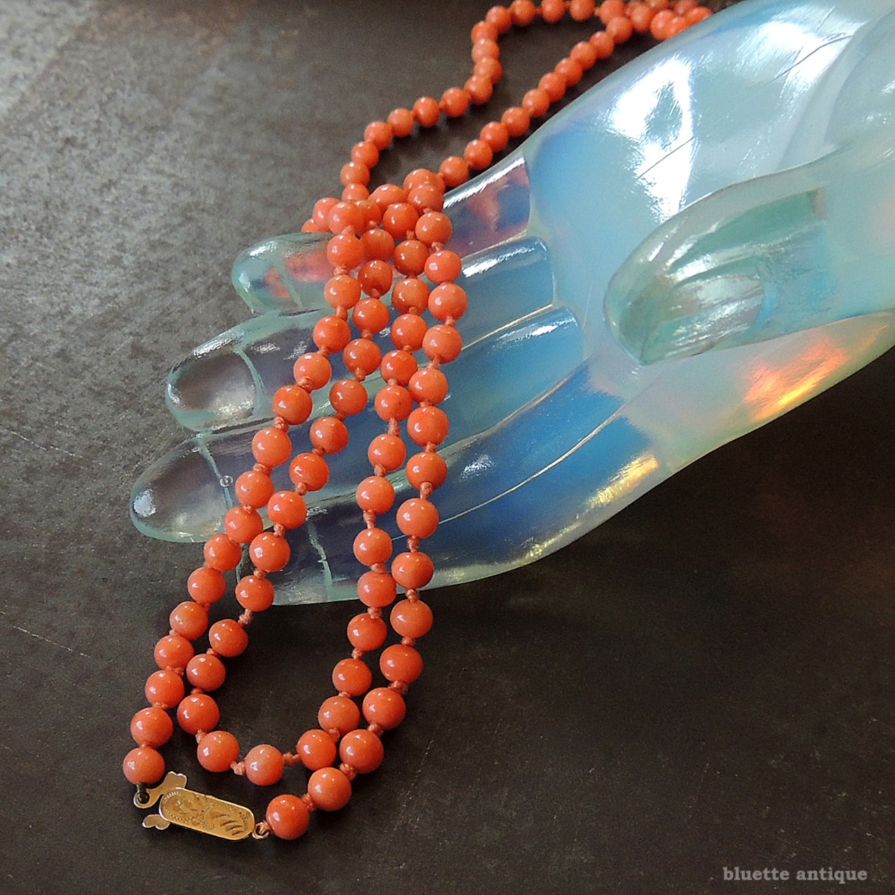 英国アンティークジュエリー 9ctゴールド コーラル ロングネックレス(ソーティングメモ付)