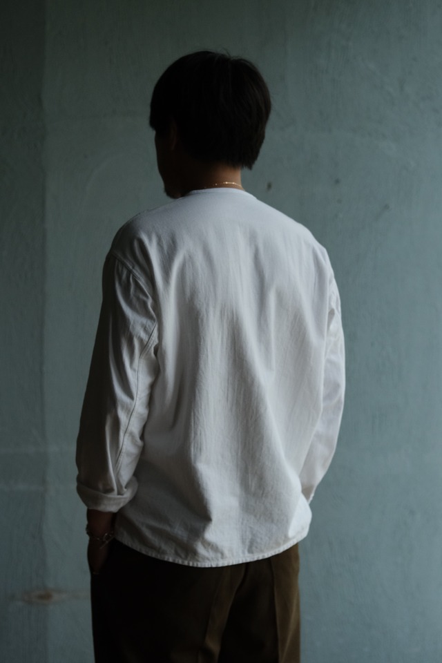 Utah／70's russian military pullover sleeping shirt／white