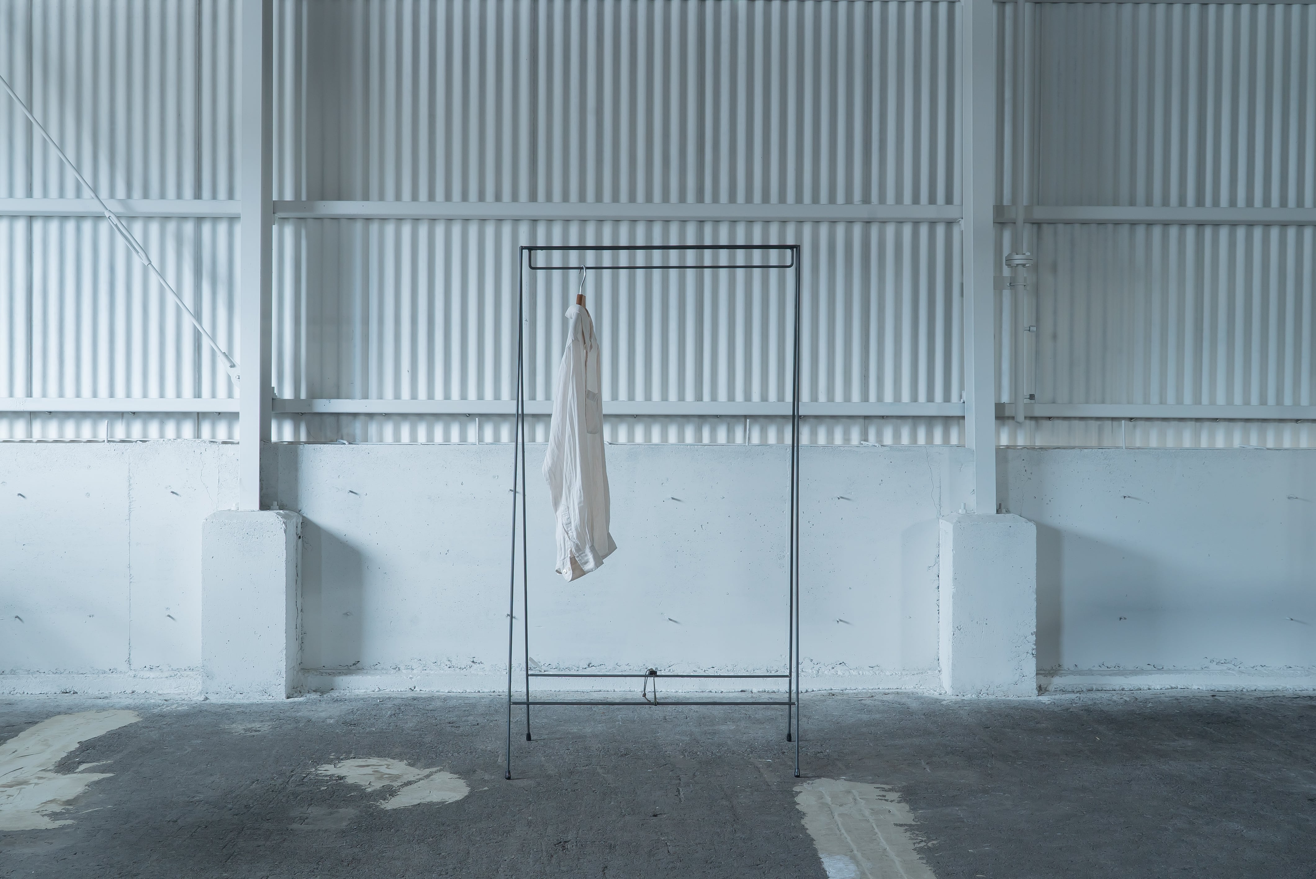 FOLDING HANGER RACK W600mm/ハンガーラック/ 折り畳み可能/アイアン製