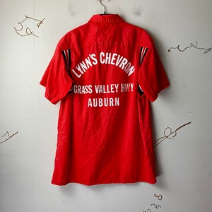 vintage 1970’s HILTON red color bowling shirt