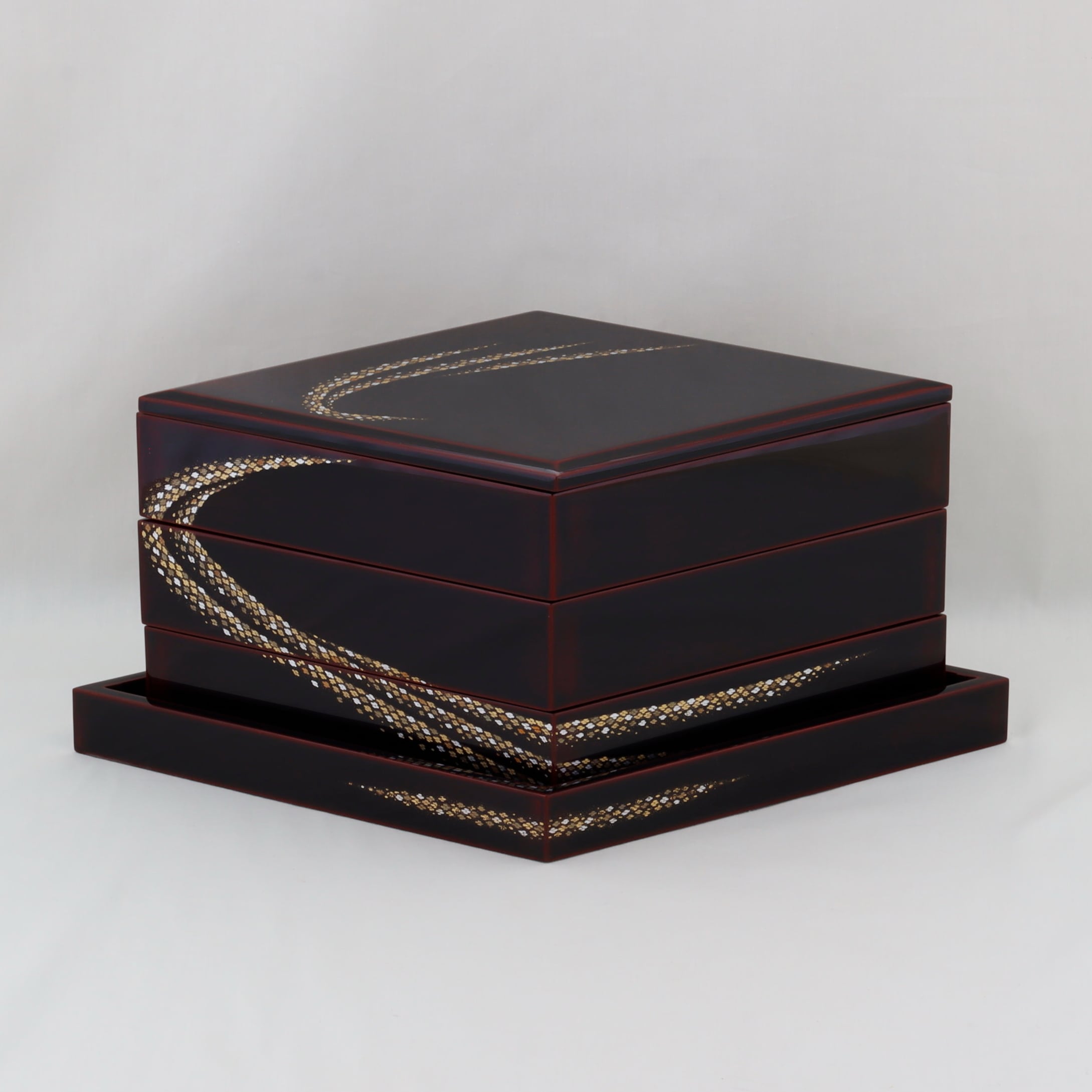 輪島塗三段重 茶道具 輪島塗 三段重 黒 朱 松金 共箱 お重