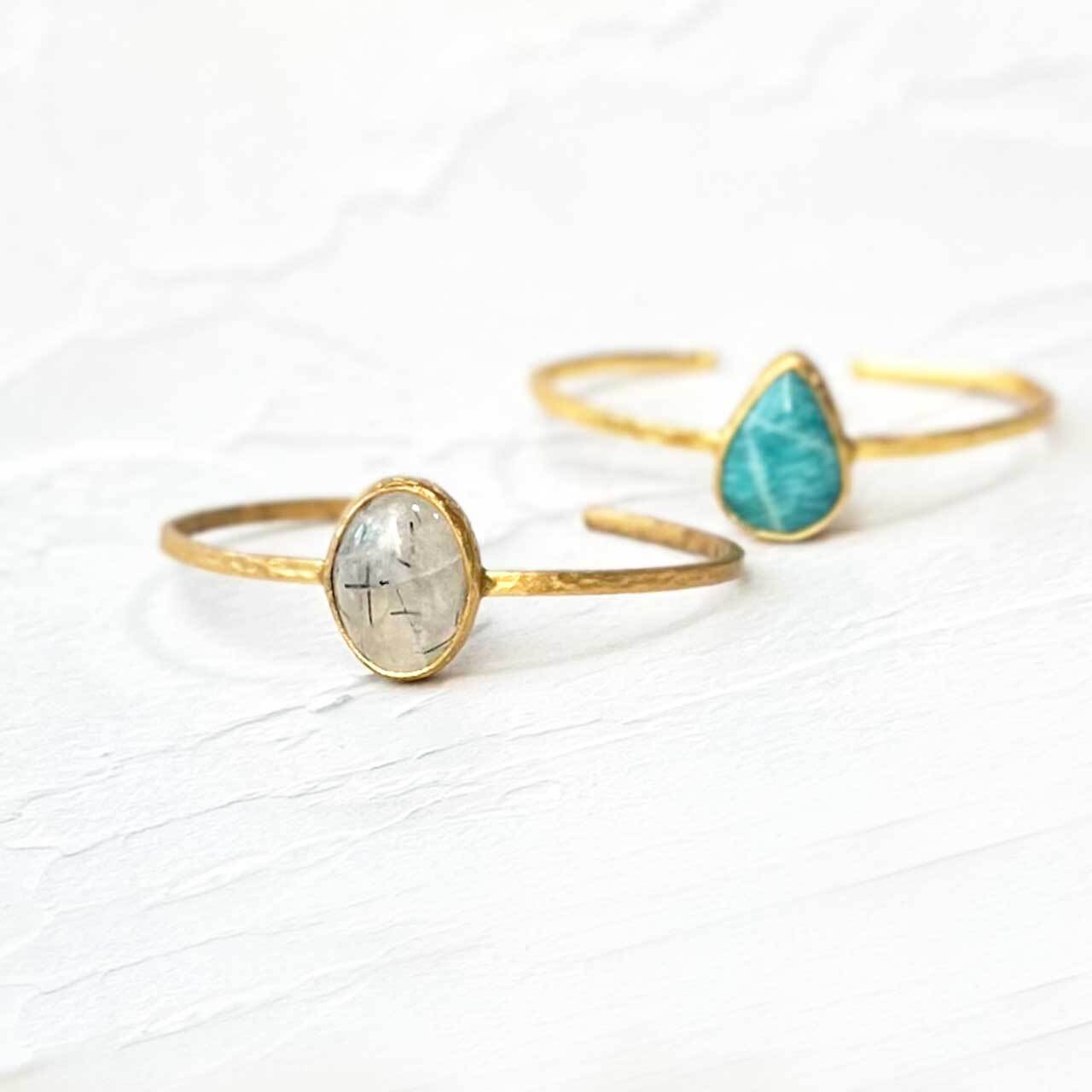 ブラックルチルクオーツバングル