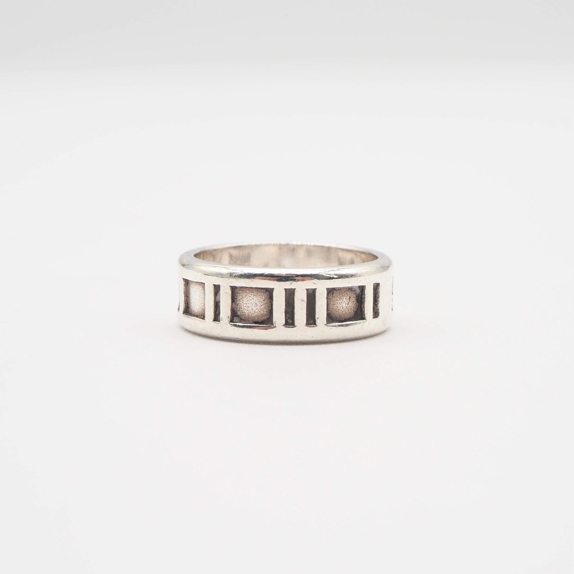 美品✨ ティファニー リング アトラス シルバー 925 【11号サイズ】 Tiffany&Co. 約11号 アトラスリング シルバー925 ティファニー | 2122TOKYO