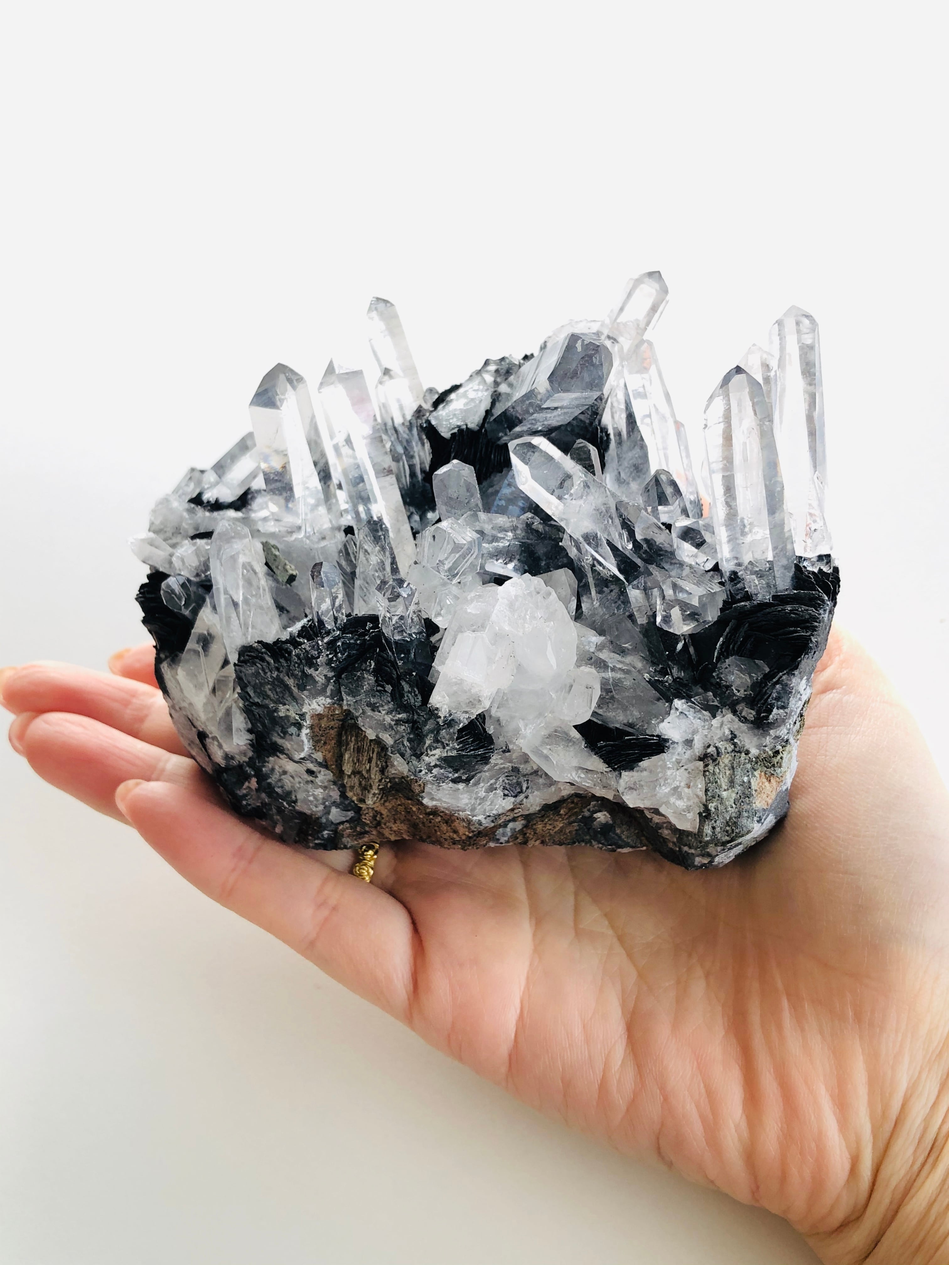 超希少!アイアンローズ(ヘマタイト)の水晶共生クラスター