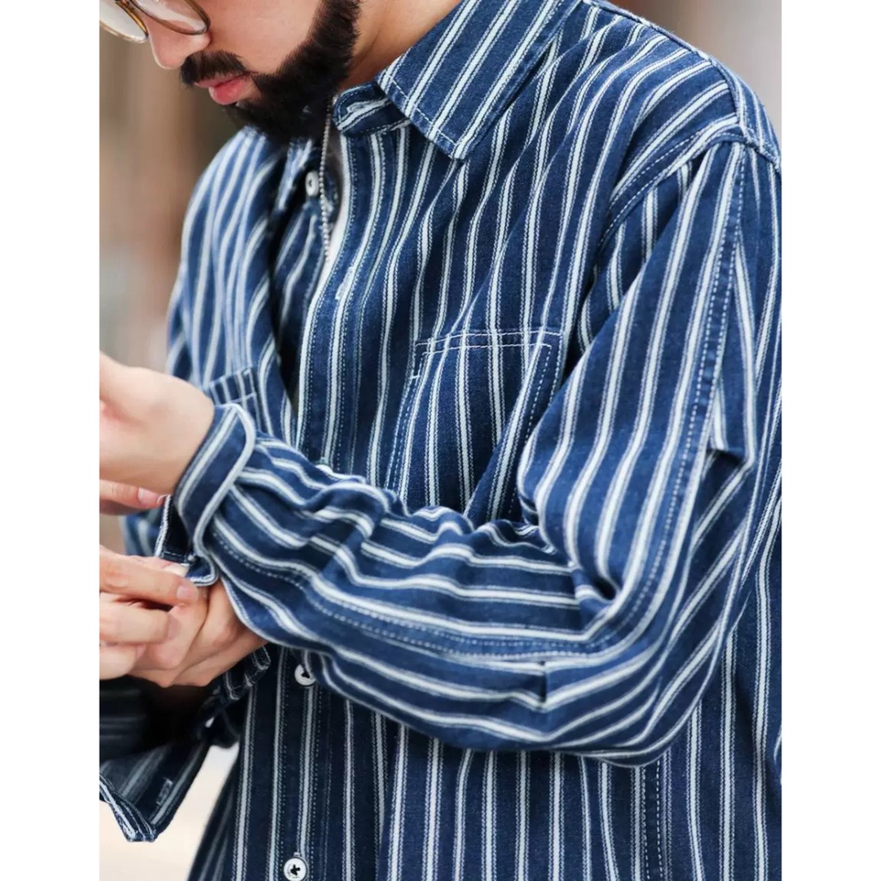 Striped Button-Down Long Sleeve Shirt ◇H0380