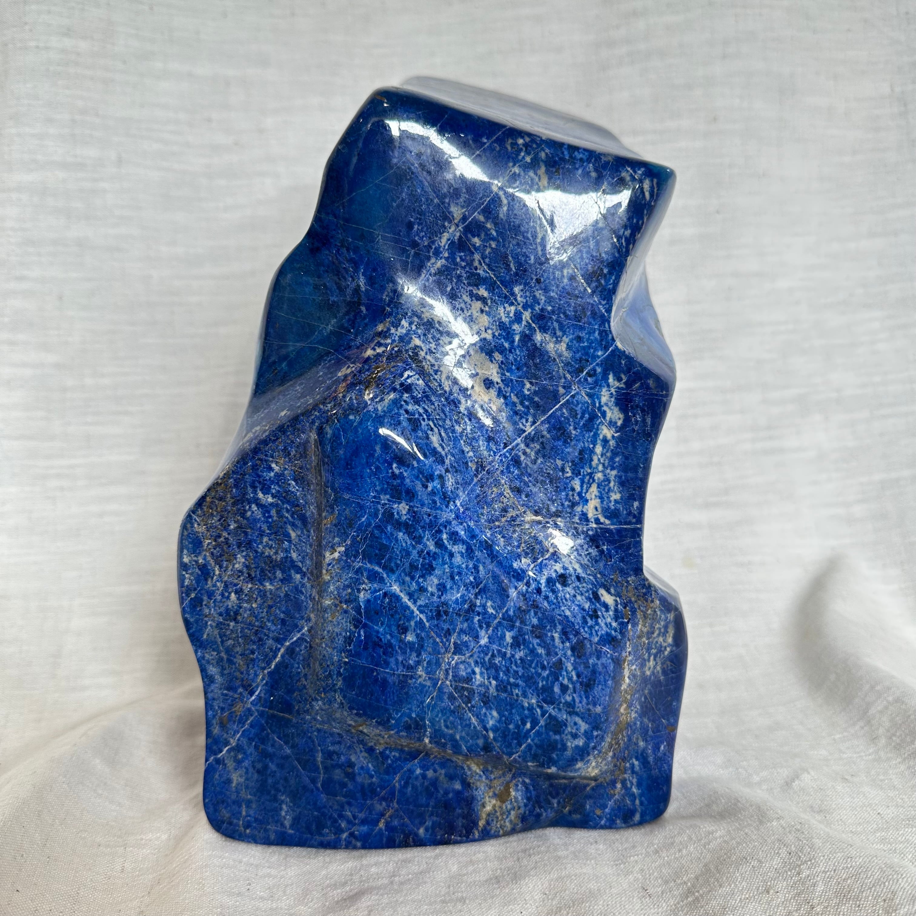 1.9kg 【レムリアン水晶】水晶 ポイント タワー 虹入り ブラジル産