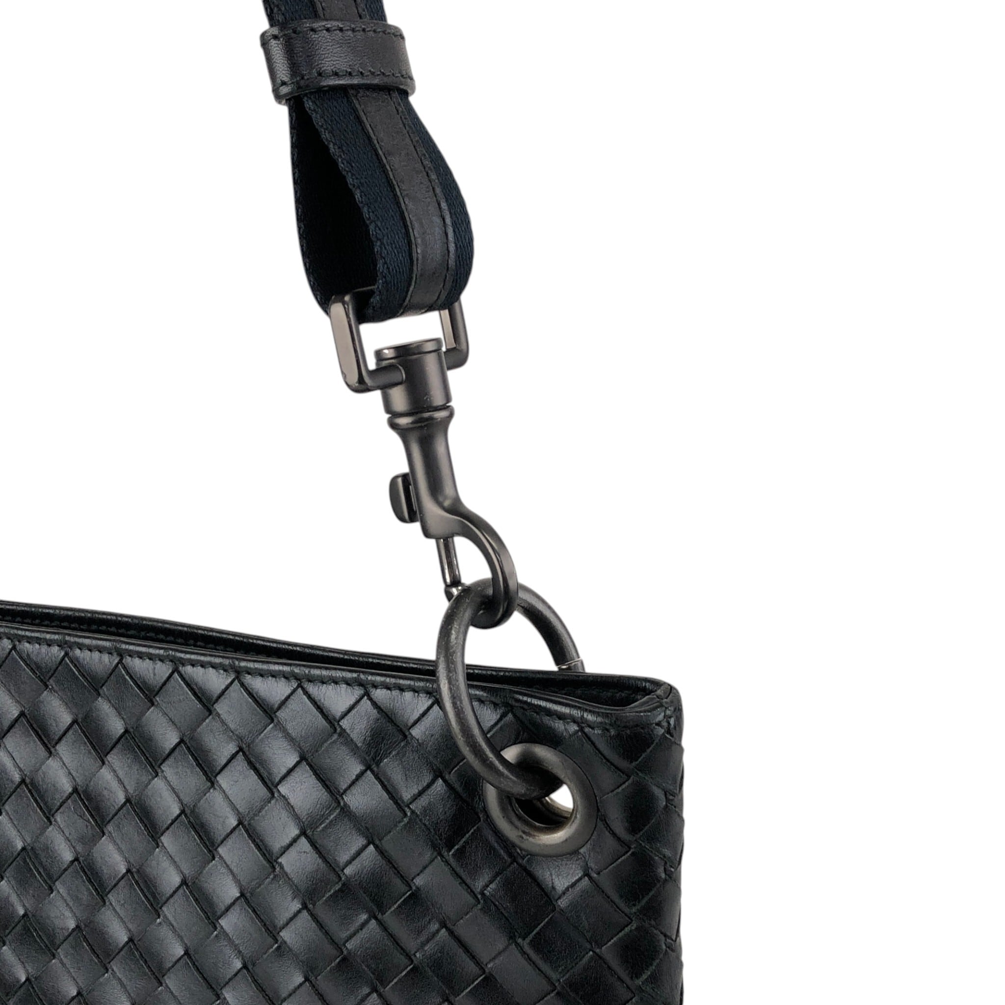 ボッテガヴェネタ イントレチャート ナッパ ショルダーバッグ ヴィンテージ 黒 Bottega Veneta ボッテガ・ヴェネタ ショルダーバッグ ブラック