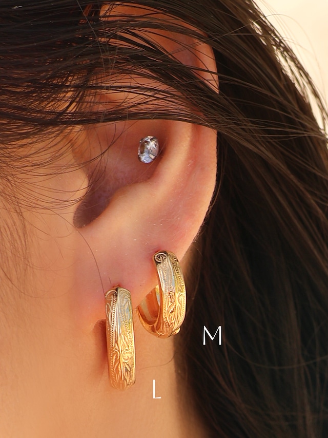 [3/7 21:00新作] オーバルピアス [M]《両耳２個セット》