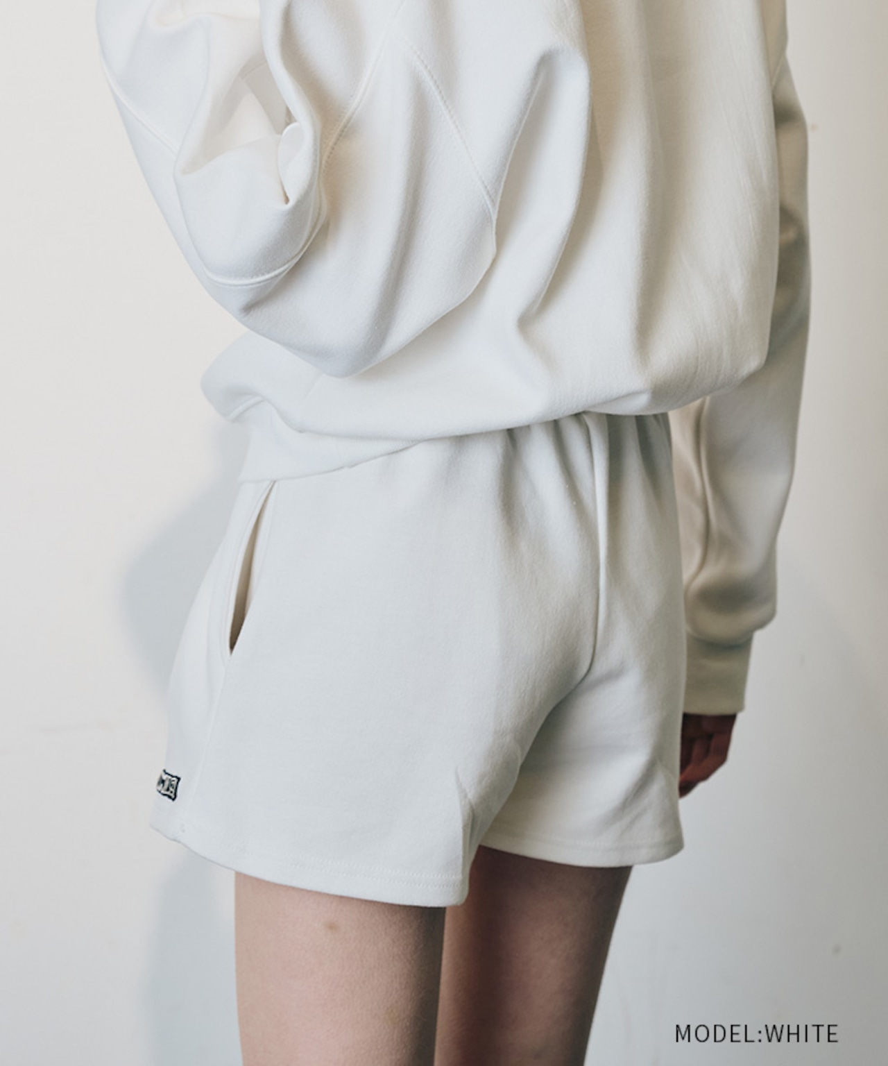 COOLAロゴスウェットショートパンツ (WHITE) CQ-48005
