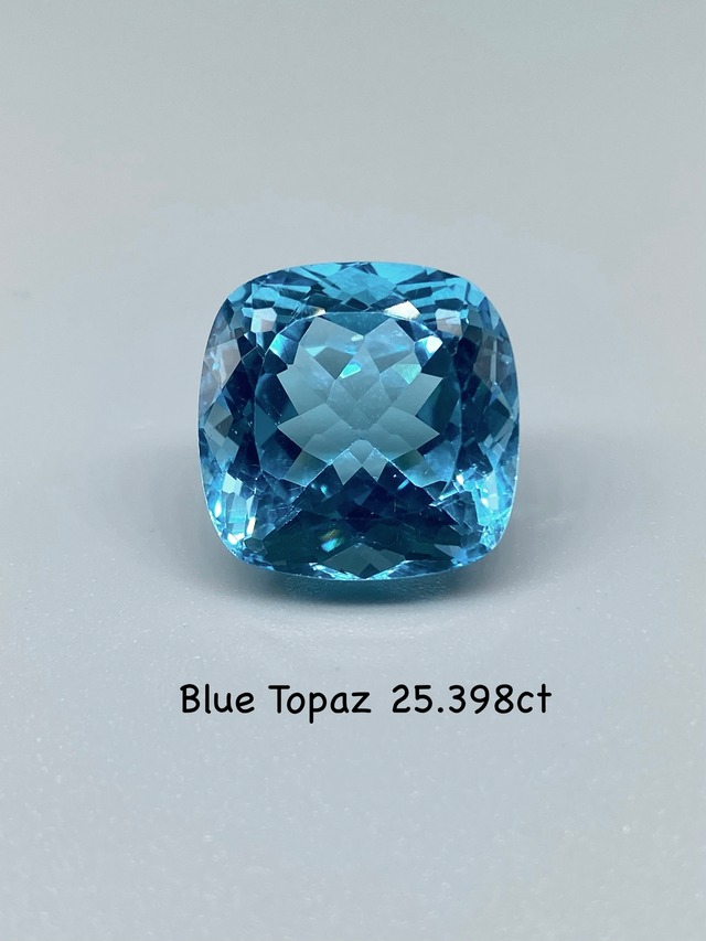 ブルートパーズ 25.398ct ルース