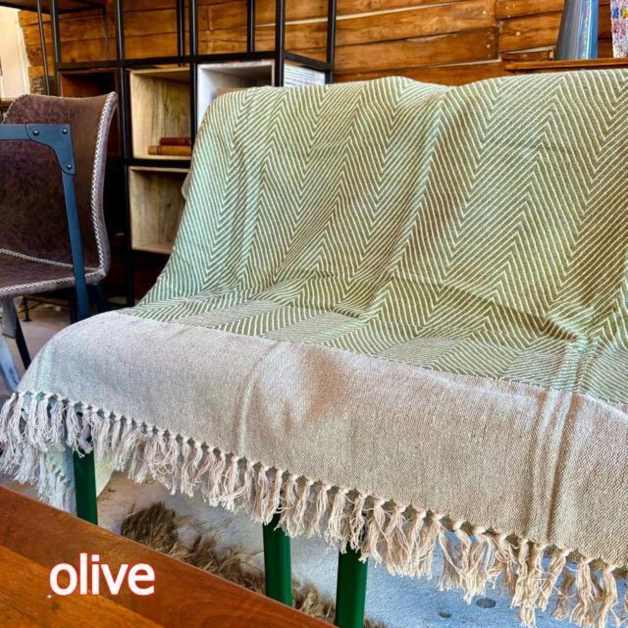 India Cotton Throwket Wave 140x200cm 5 colors available: Yellow, Olive, Blue, Natural, and Mocha