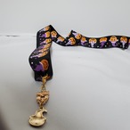 ハロウインチャームのリボンネックレス