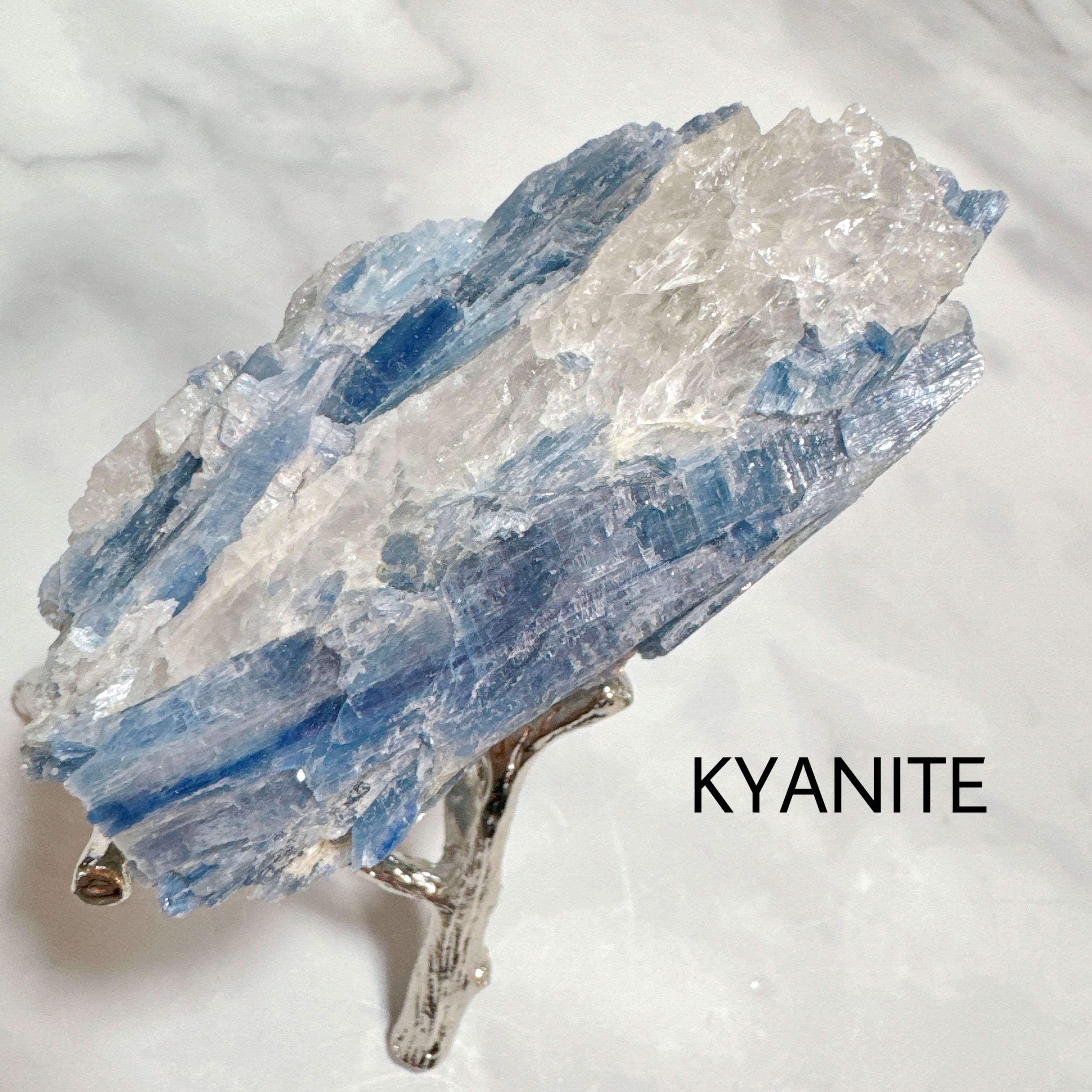 カイヤナイト 原石 天然石