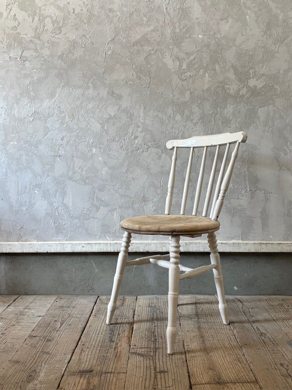 Painted Chair (A24-22)