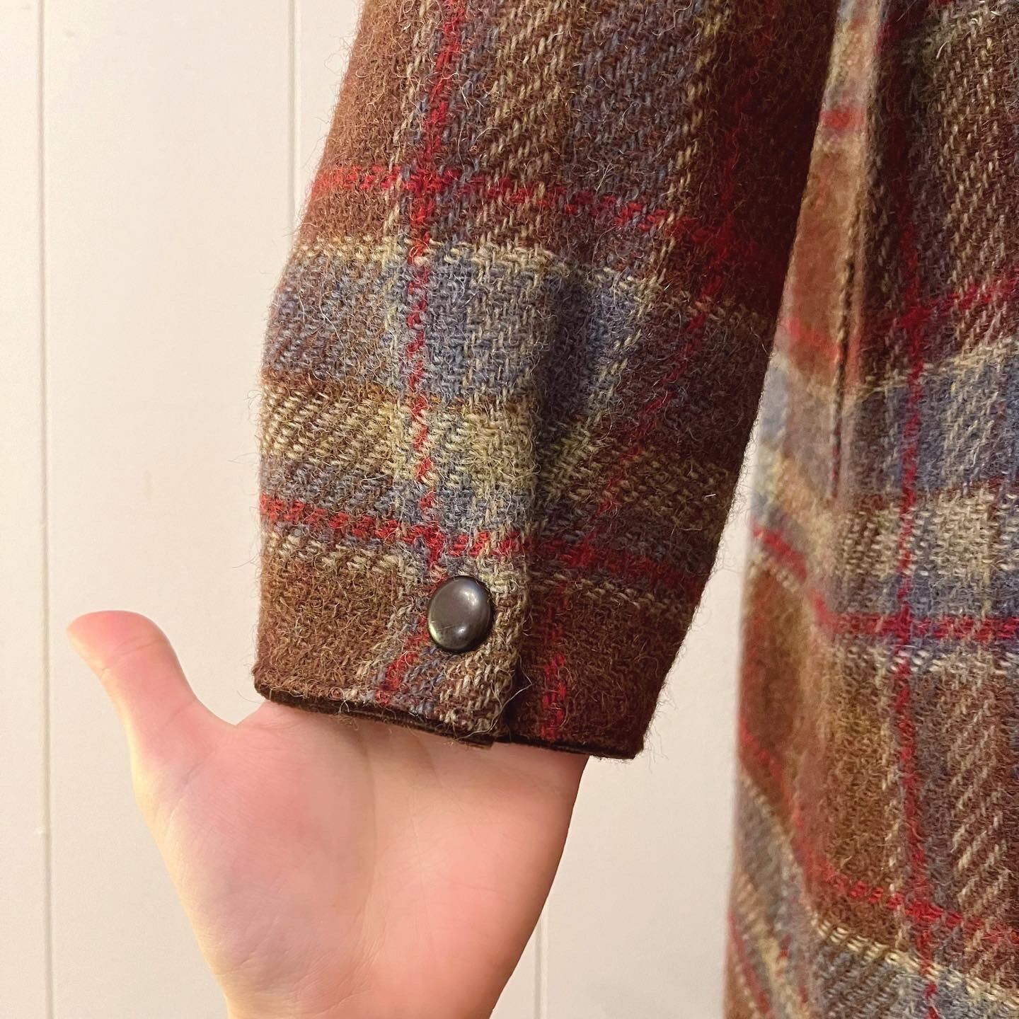 brown velours collar triangle check one-piece