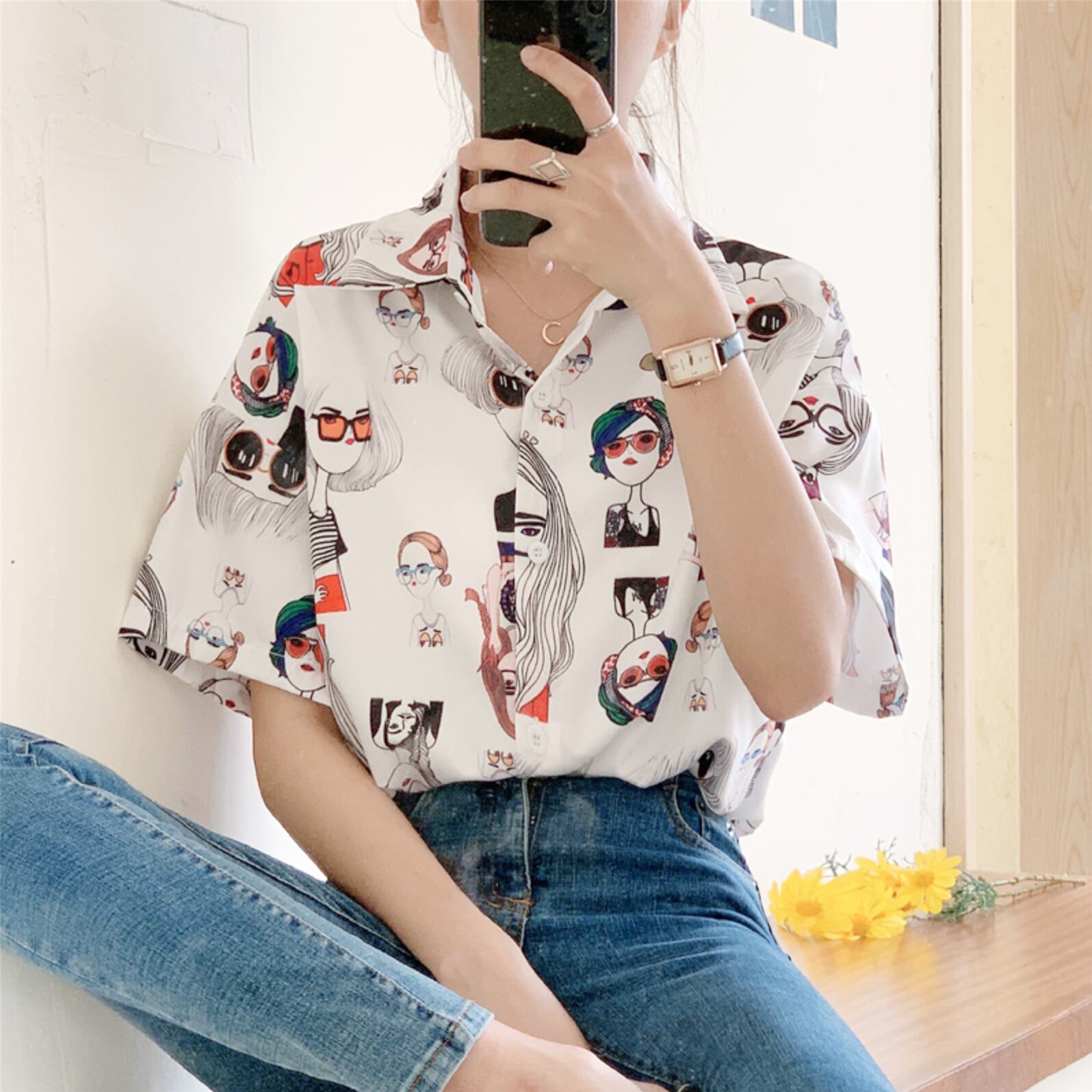 送料無料 コーデの アクセントに カジュアル レトロ イラスト プリント 開襟 シフォン シャツ トップス 羽織り 大人女子 Lamitte Deco トレンド 韓国ファッション ショップ Base店