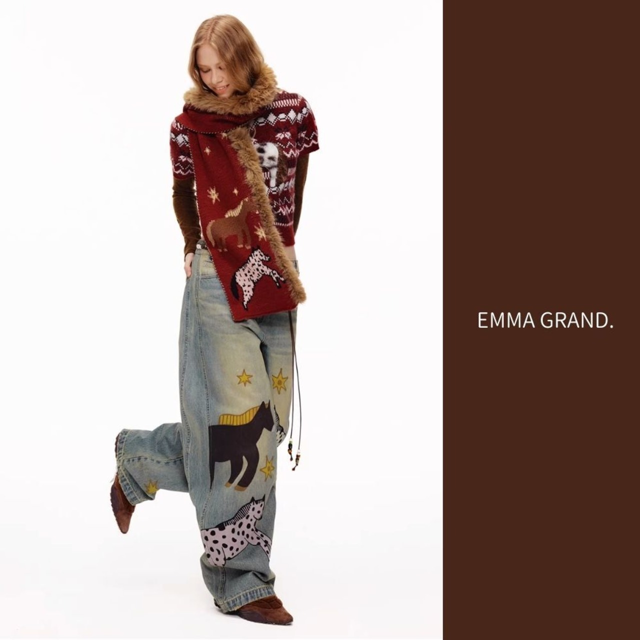 銀河を歩く馬たちのファーニットマフラーにします　E00620