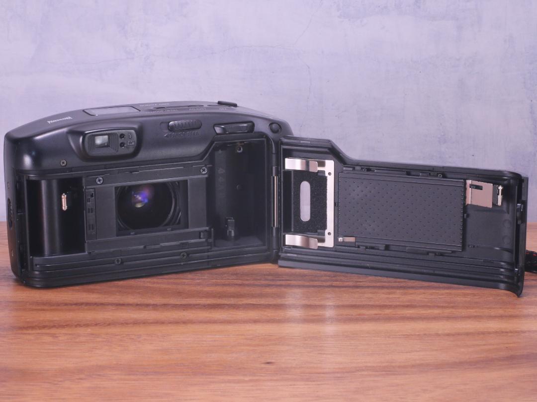 NIKON ZOOM 700 VR | Totte Me Camera