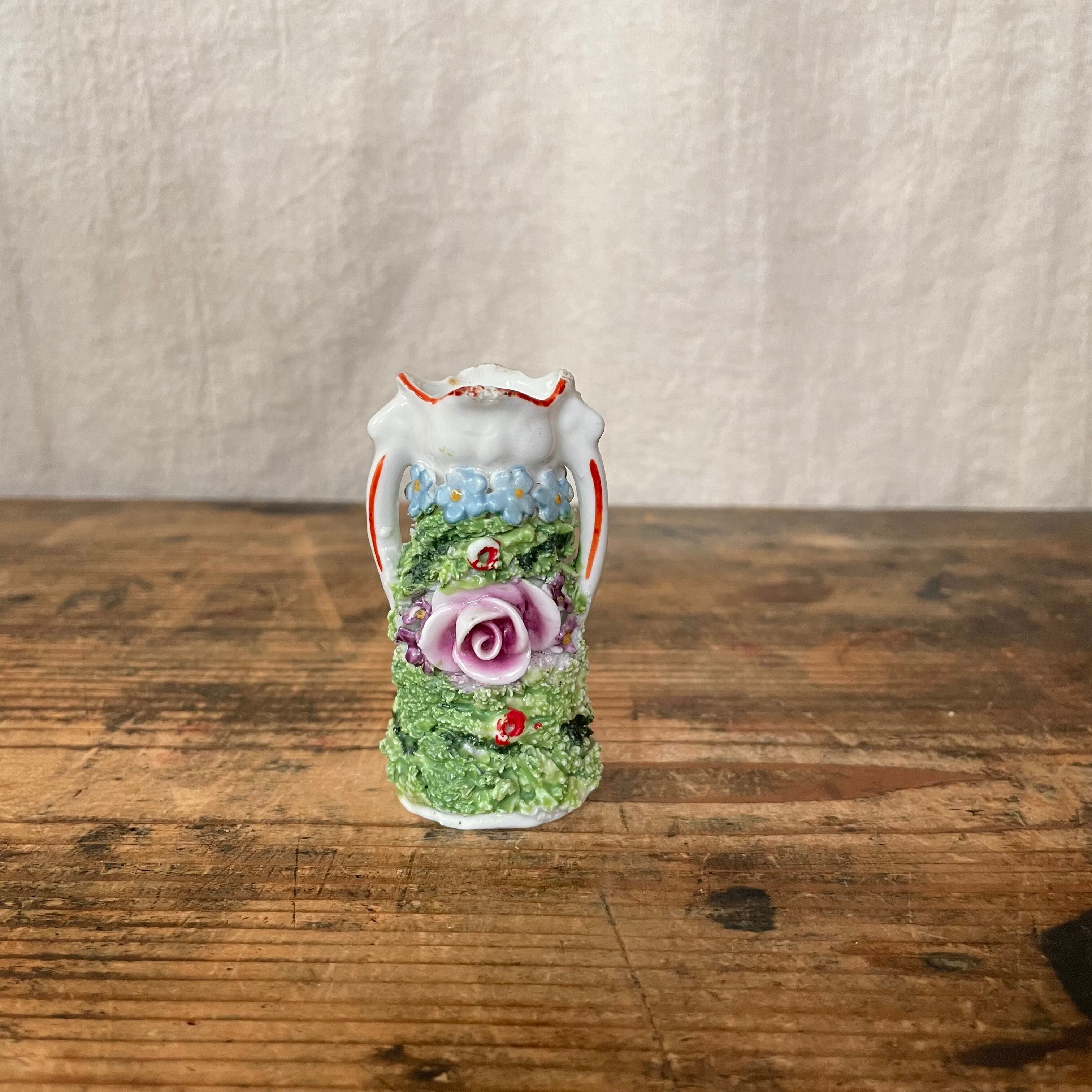 花ドレスな一輪挿し