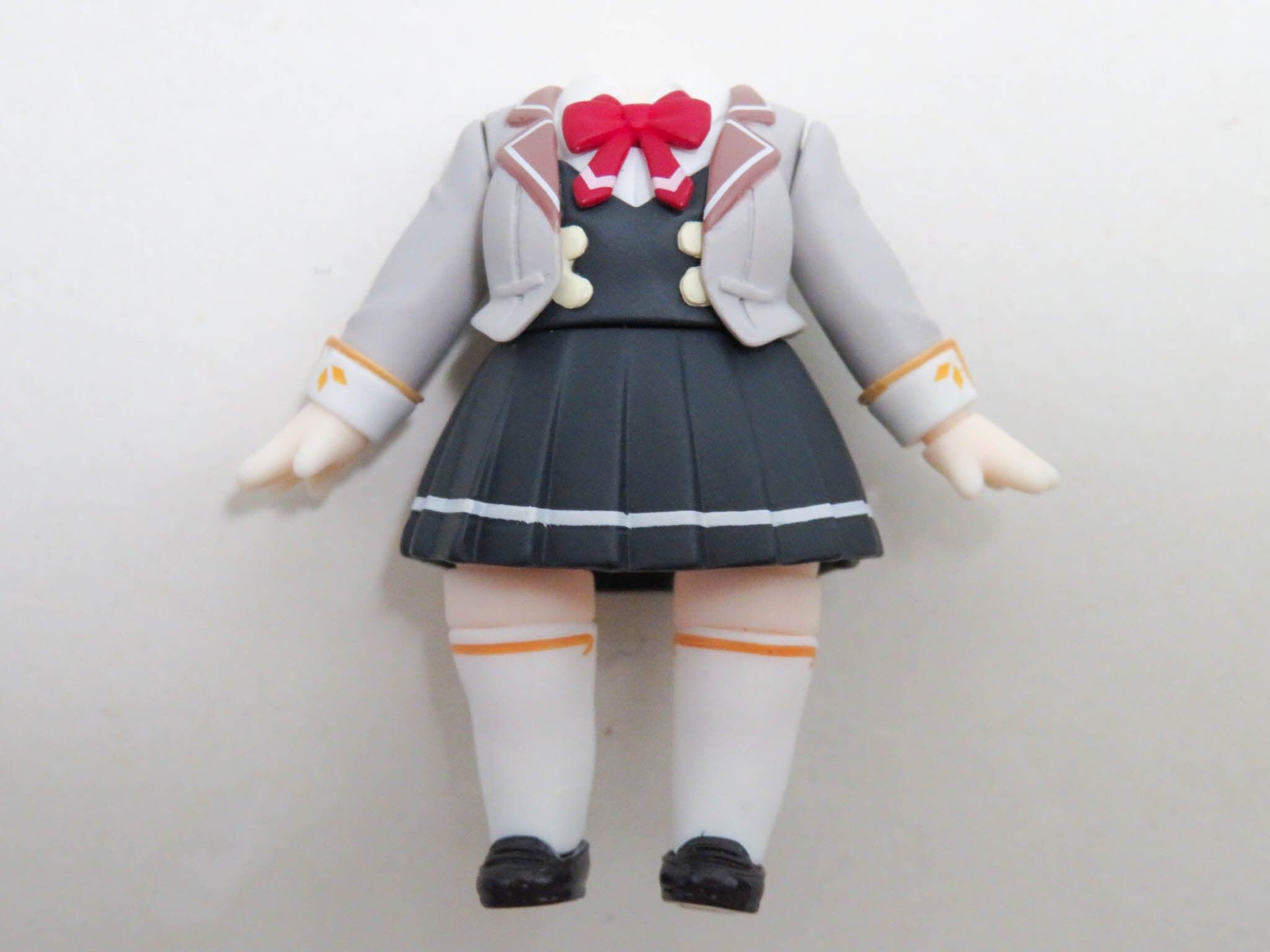 再入荷(A-ランク)【2576】 アリサ・ミハイロヴナ・九条 体パーツ 制服 ねんどろいど