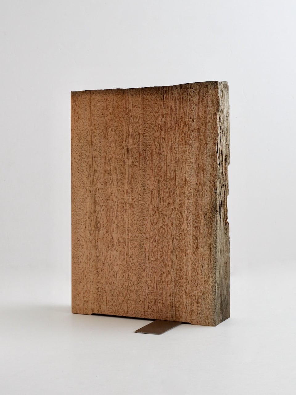無垢材のブックエンド|サペリ2|Solid Wood Bookend "WoodsenD" Sapele - MicroWorks