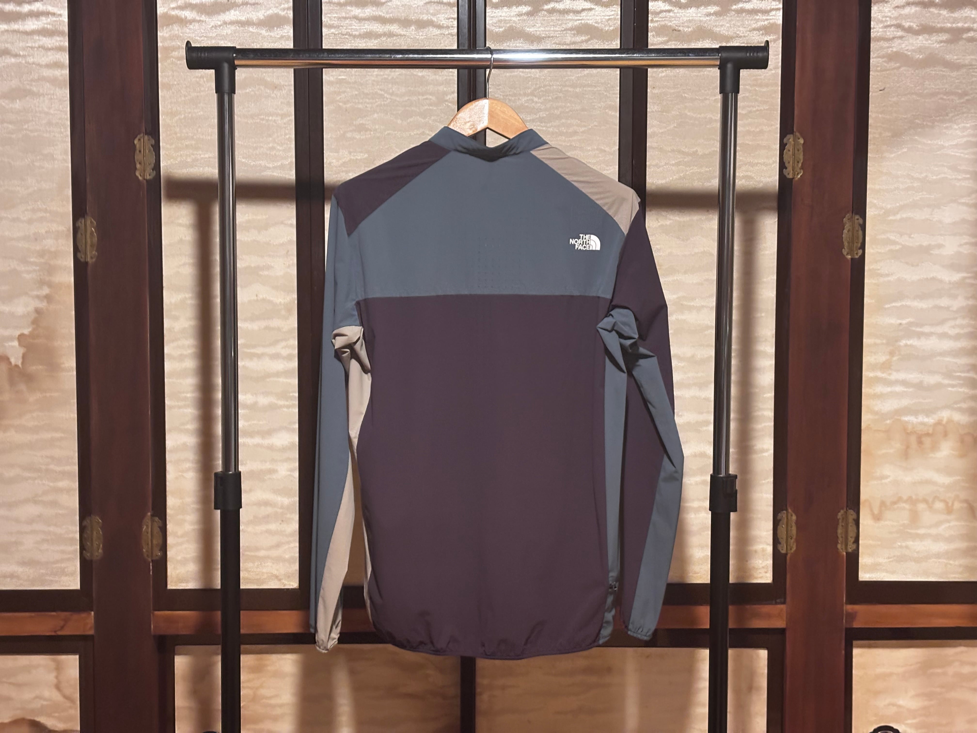 THE NORTH FACE(ノースフェイス) ノベルティーストリームラインジャケット スレートグレー×エンドレスダスク×ストーンスラブ