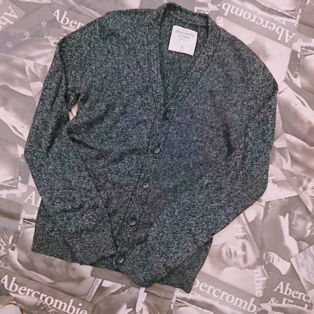 Abercrombie&FitchメンズカーディガンＳサイズ