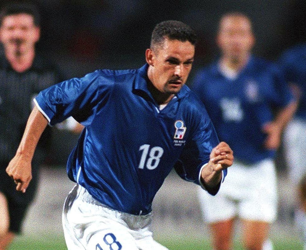 訳あり]イタリア代表 1998 Nike ホーム半袖 98W杯仕様 #18 BAGGIO R