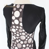 社交ダンス 衣装 ラテン ドレス ワンピース レッスンウェア パーティドレス 長袖 フリンジ ブラック系 ホワイト系 グレイ系 水玉 黒 白 ラテンダンス 衣裳 パーティー ダンスウェア エレガント フォーマル フリンジデザイン ショート丈 おしゃれ レディース 女性用 伸縮性 柔らかい 着心地 体型カバー ステージ衣装 講師用 ホールダンス