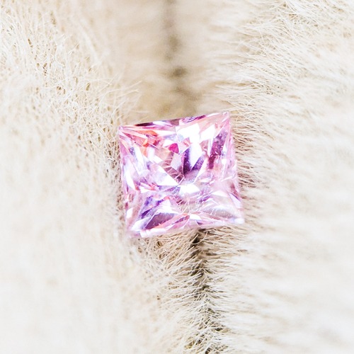 【899】サファイア　スリランカ産　0.17ct