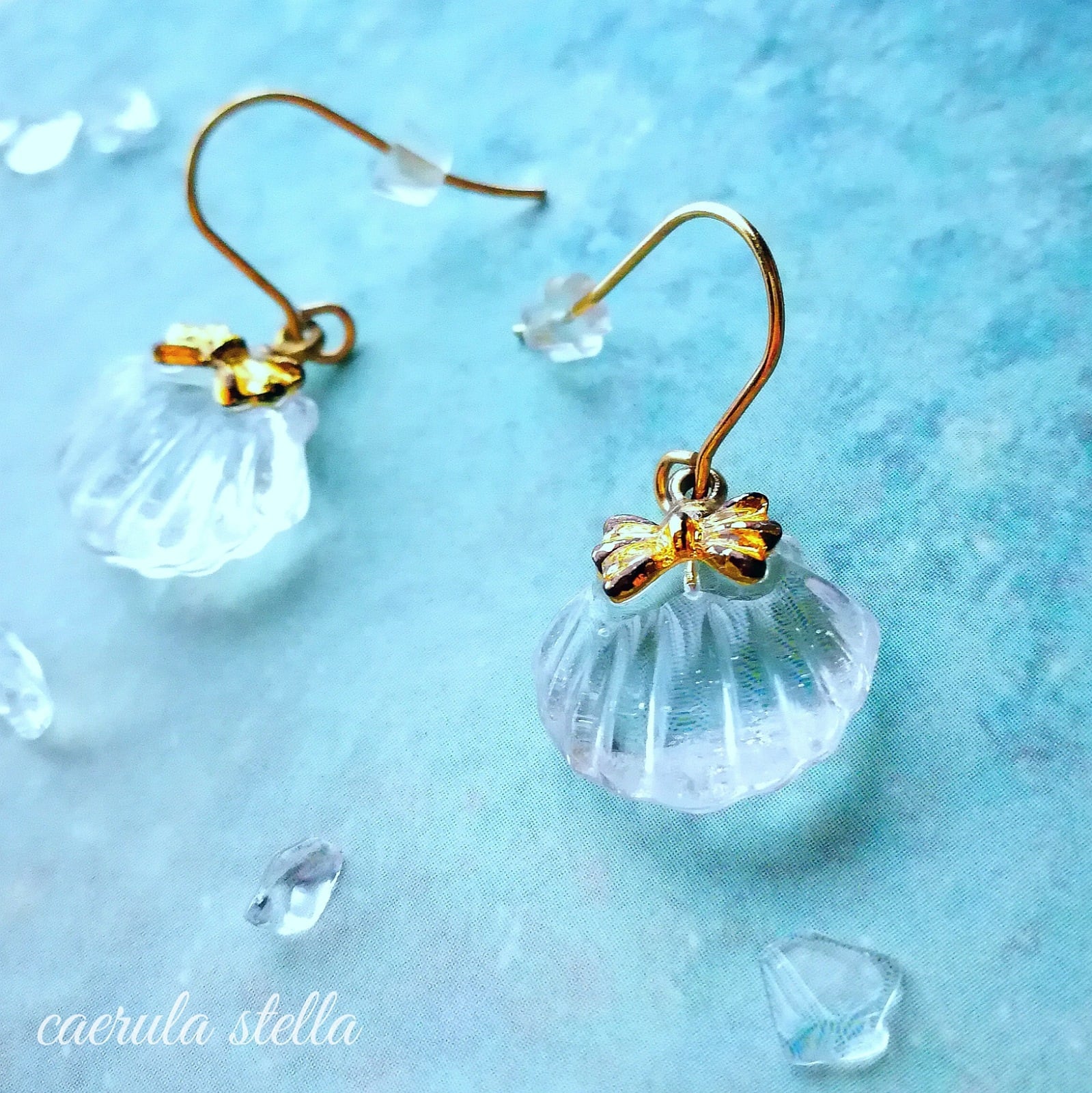 暗闇で光る【 クリスタル シェル ピアス イヤリング 】 蓄光 レジン