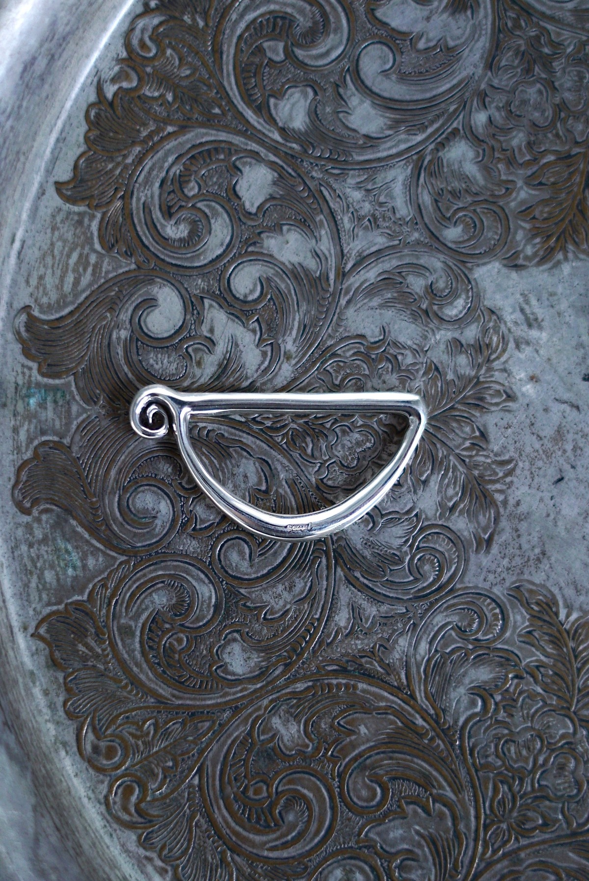 R.ALAGAN / FIBULA RING ( SILVER ) | JUQUI Online