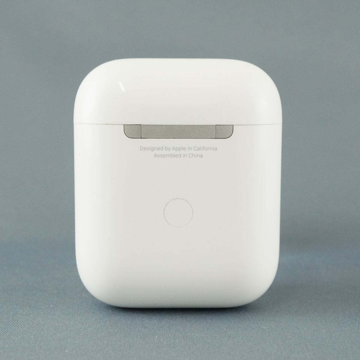 美品 AirPods + Wireless Charging Case 第2世代