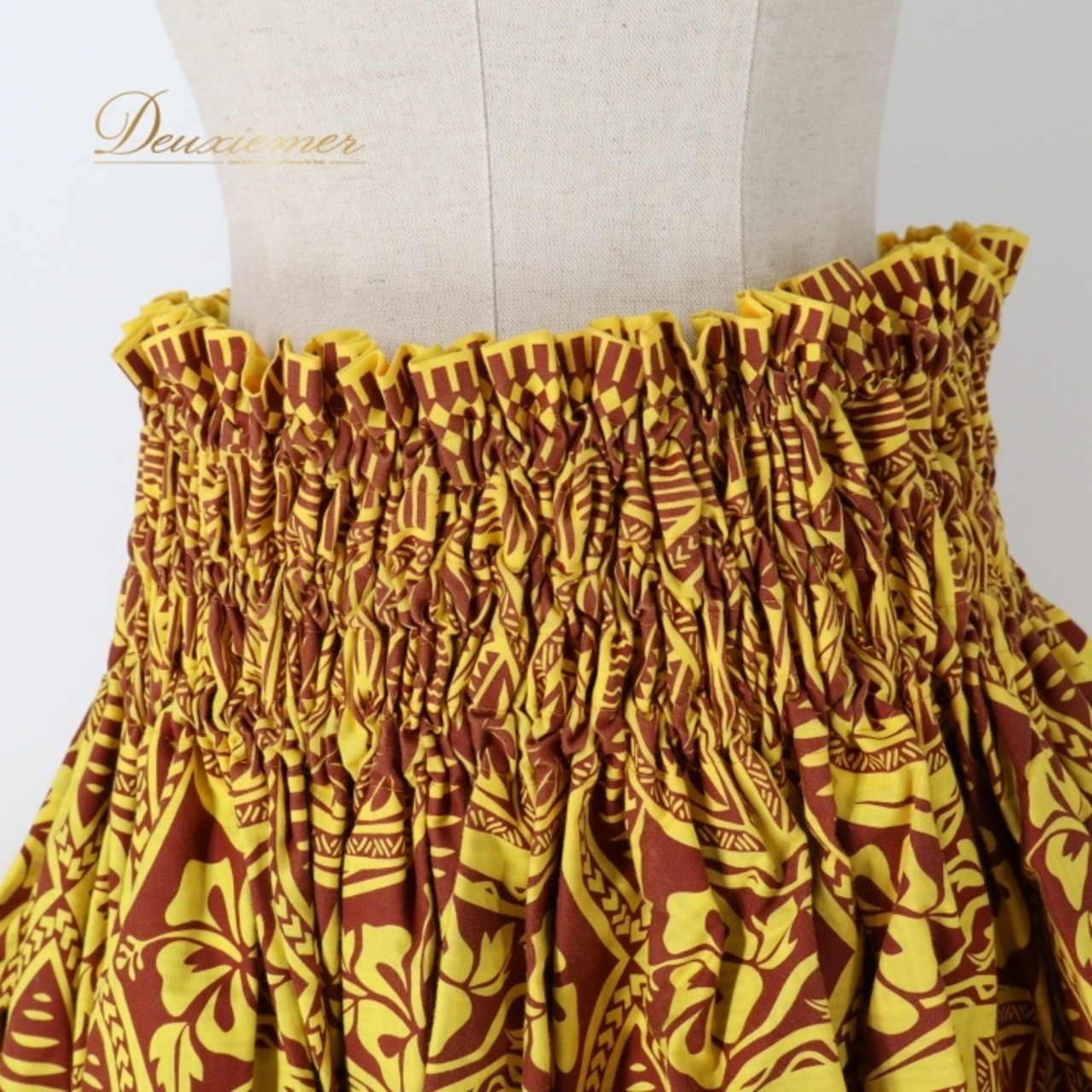 フラダンス 衣装 パウスカート イエロー系 パウスカートショップ 日本製 ハイビスカス柄 カヒコ柄 ハワイアンプリント アロハ フラ ダンス レッスン 練習 シングル スカート フレア 華やか 鮮やか 明るい かわいい おしゃれ ブラウン系 黄 アロハシャツ フラダンス練習着 イエロープリント ハワイアンデザイン トロピカルスタイル