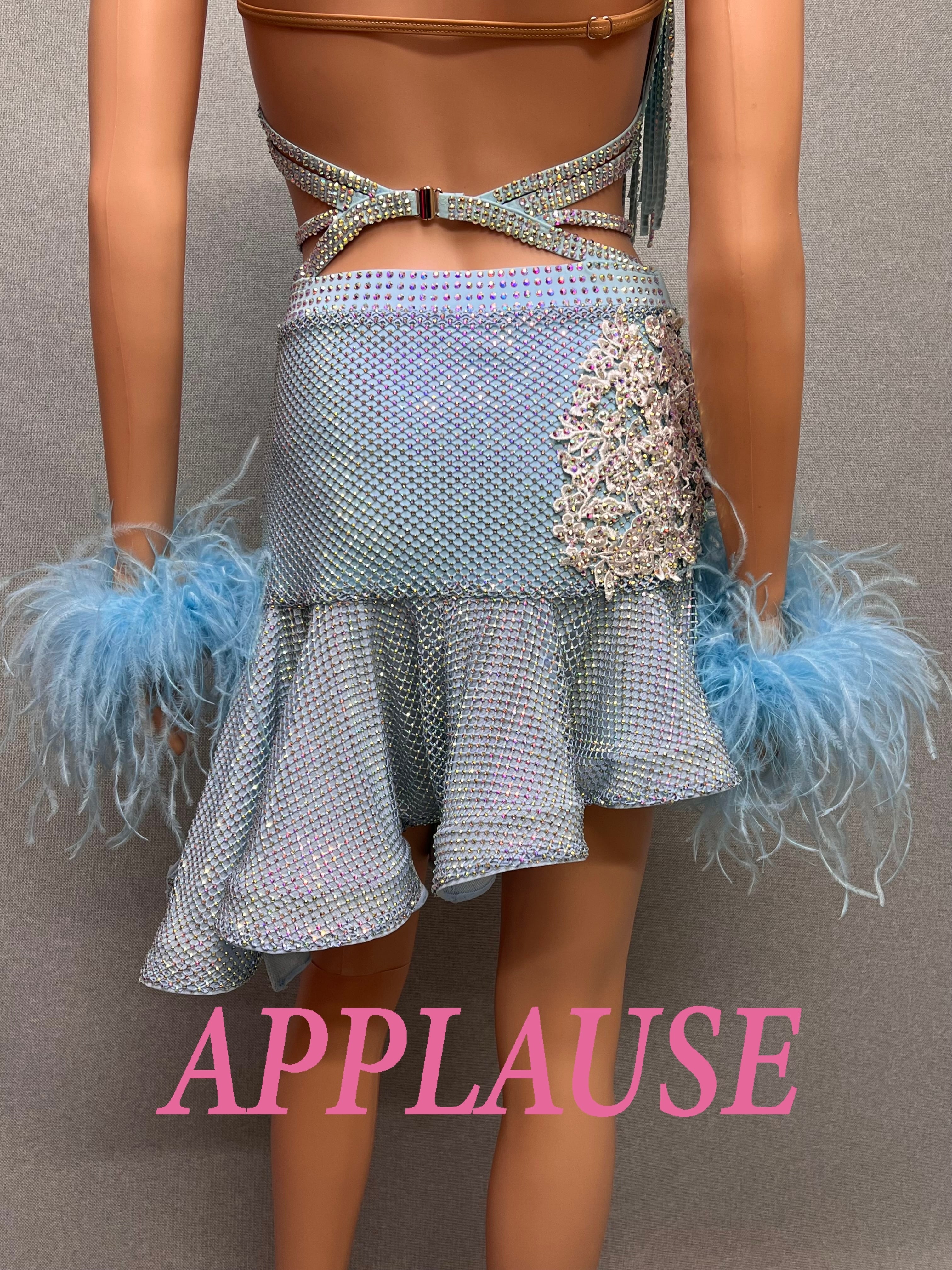 【新着】社交ダンス ドレス　ラテンドレス　　ウォーターブルー　M　LA-26-４　デモ・競技用ドレス　発表会　衣装　パーティドレス　ワンピース　舞台衣装