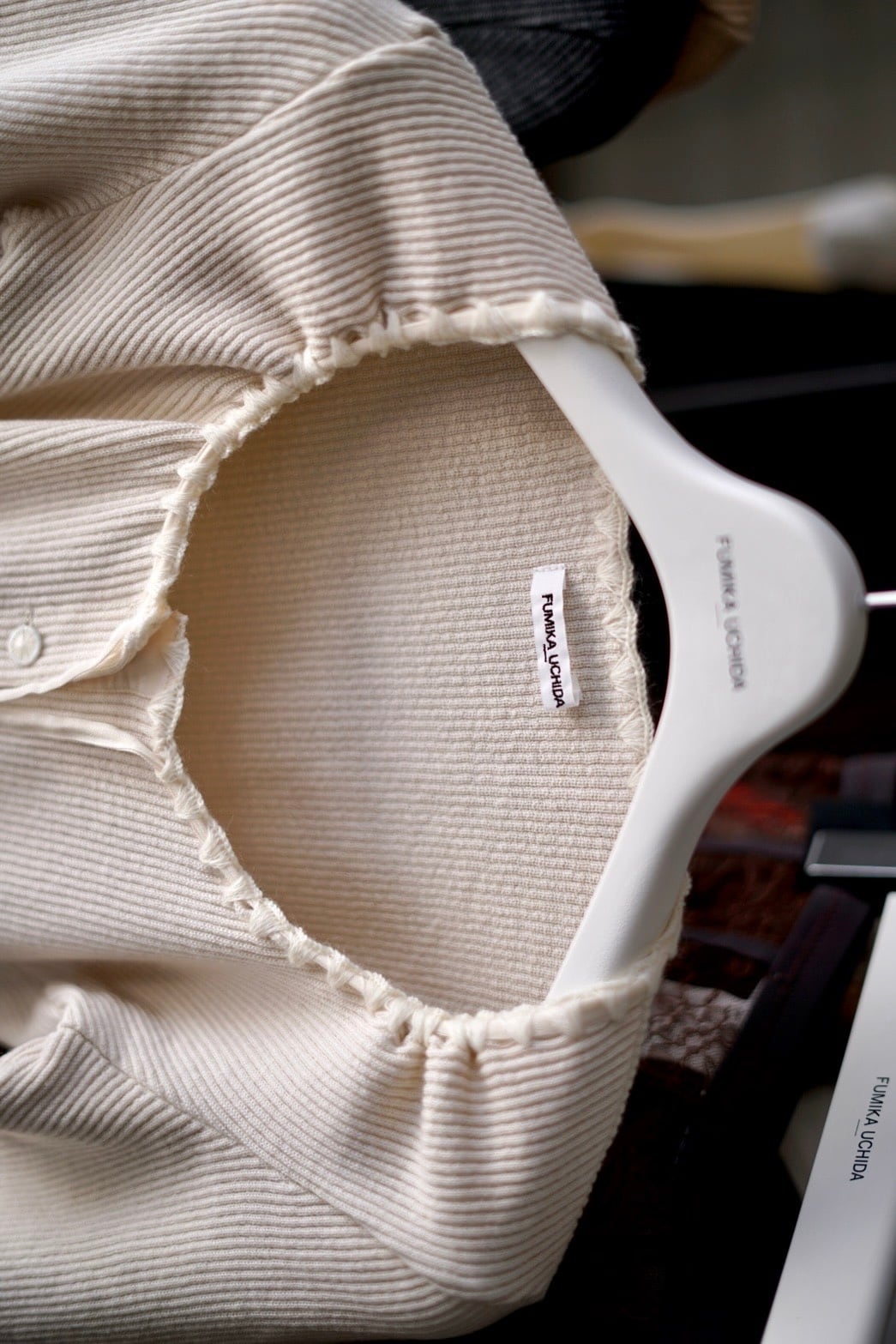 FUMIKA_UCHIDA / RIB STITCH HENLEY-NECK UNDERWEAR ( IVORY, PINK