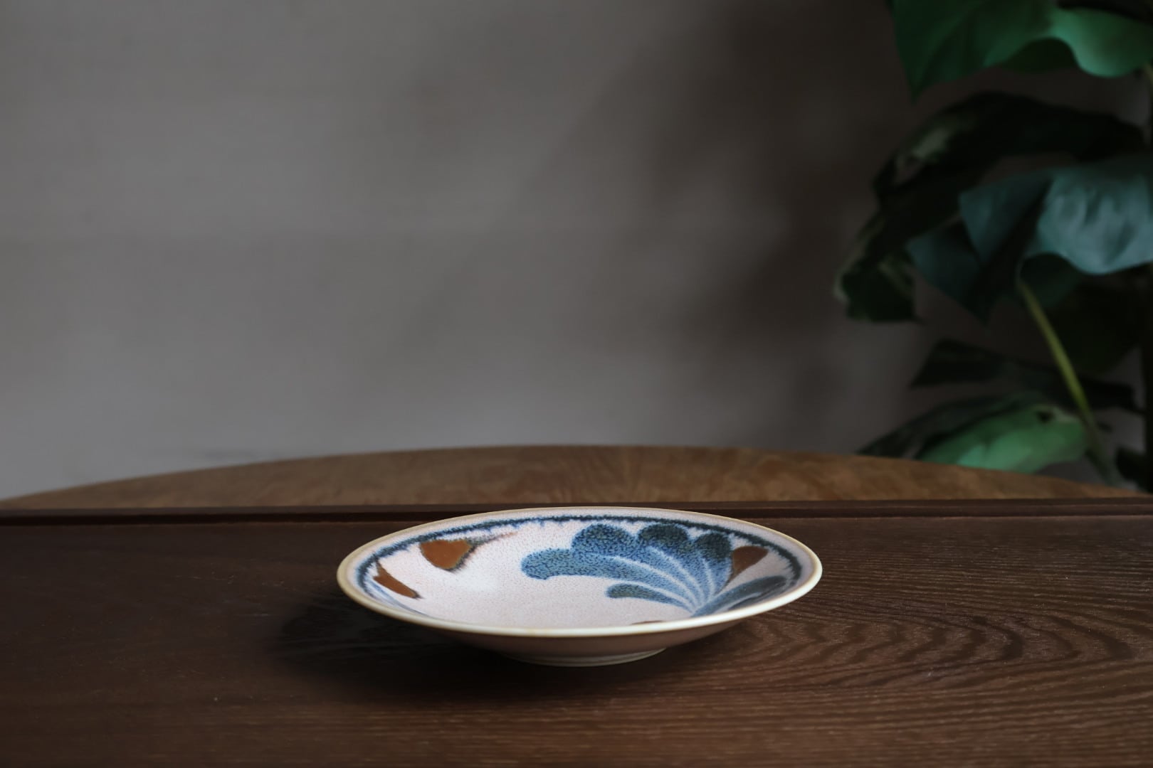 美濃焼 Brush Blue ブラッシュブルー 40プレート 唐草