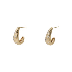 LOLAピアス