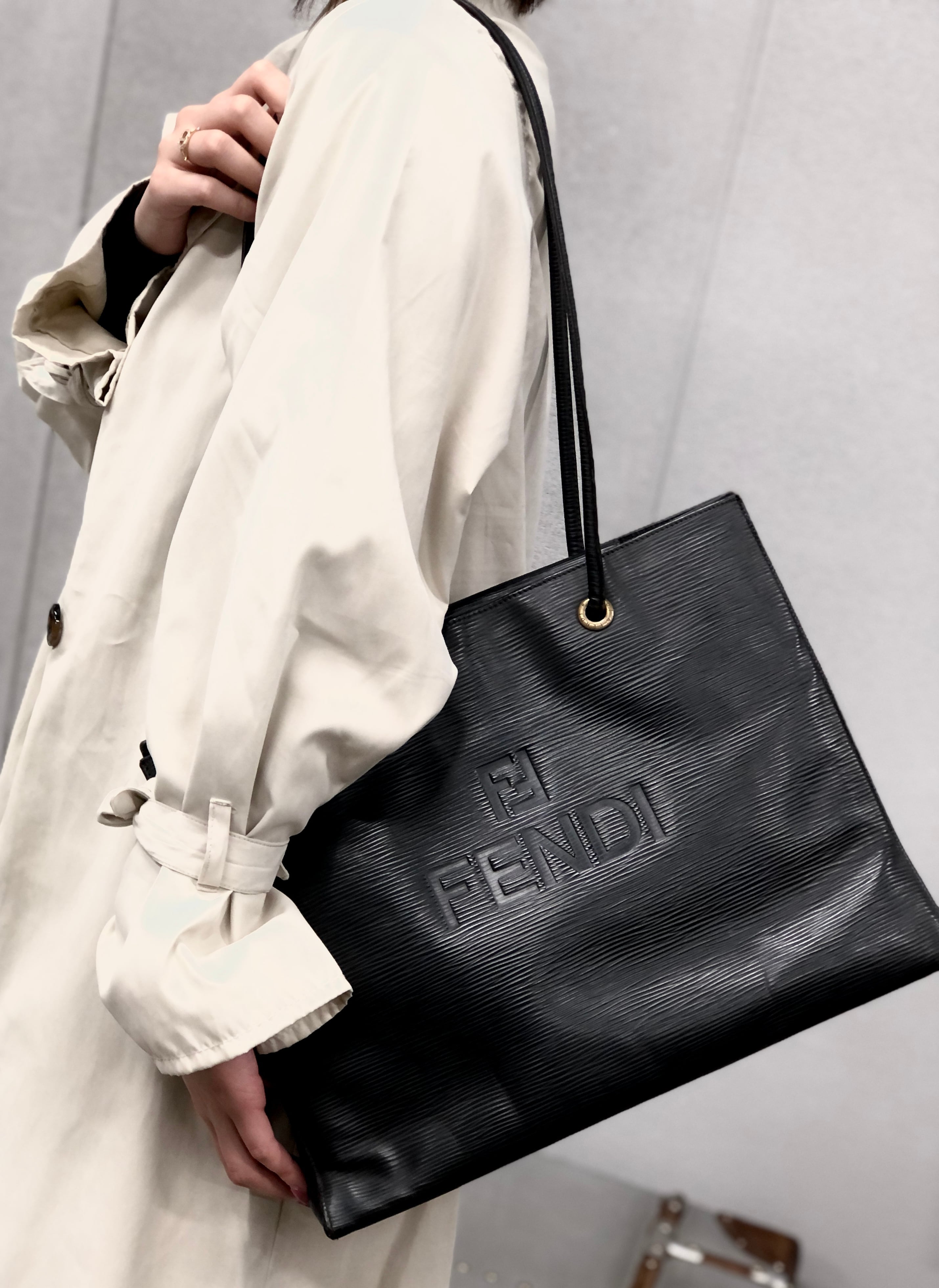 FENDI　フェンディ　スクエアBAG