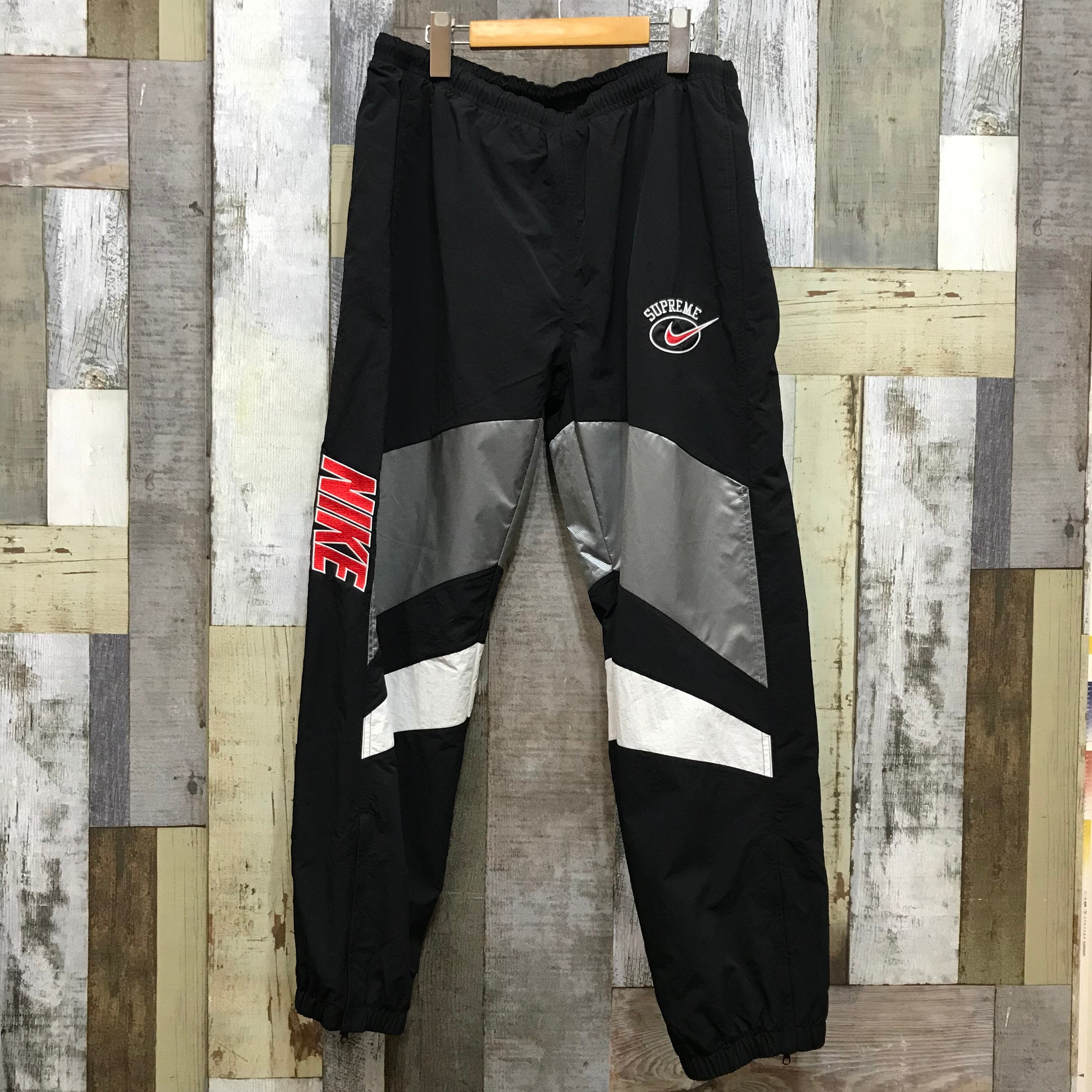 ブランドリユース店タグ付き　 Supreme Nike Warm Up Pant シルバー　S