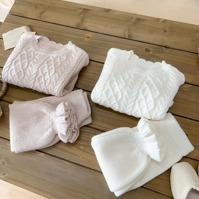 【取寄】くしゅっとが可愛いスカラップケーブルニットトップス