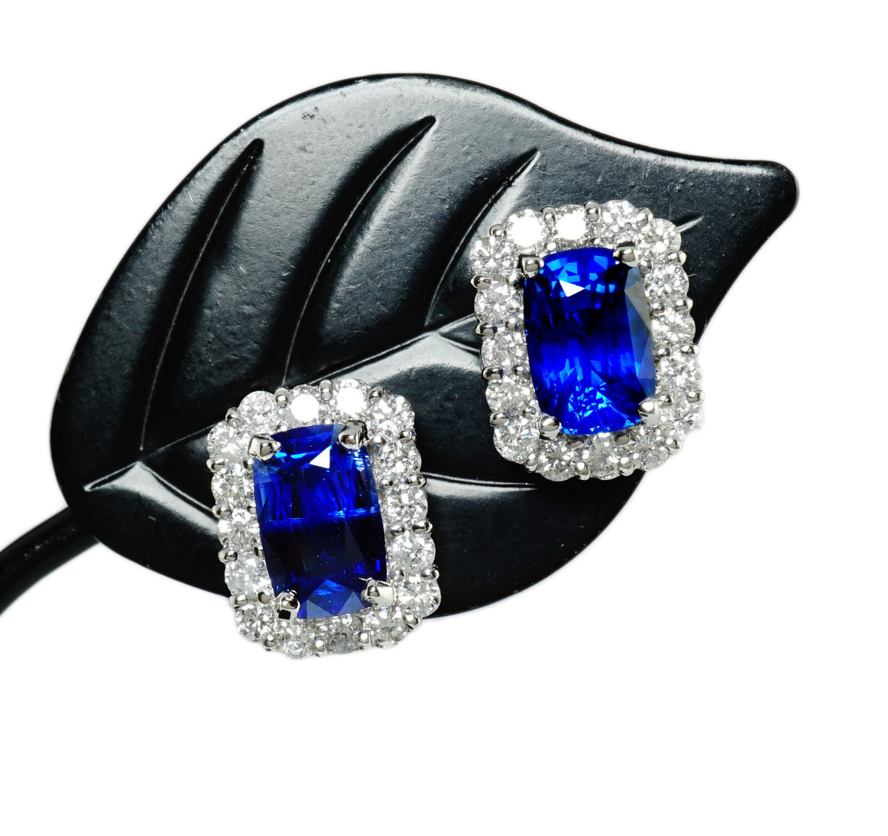 スリランカ ブルーサファイア ピアス - ピアス(両耳用) 