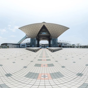 奇抜なデザインの東京ビッグサイト