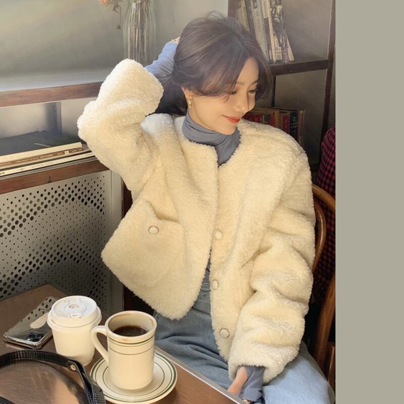 ウールジャケット オータムウィンター ホワイト 秋物 冬物 試着室36457387135