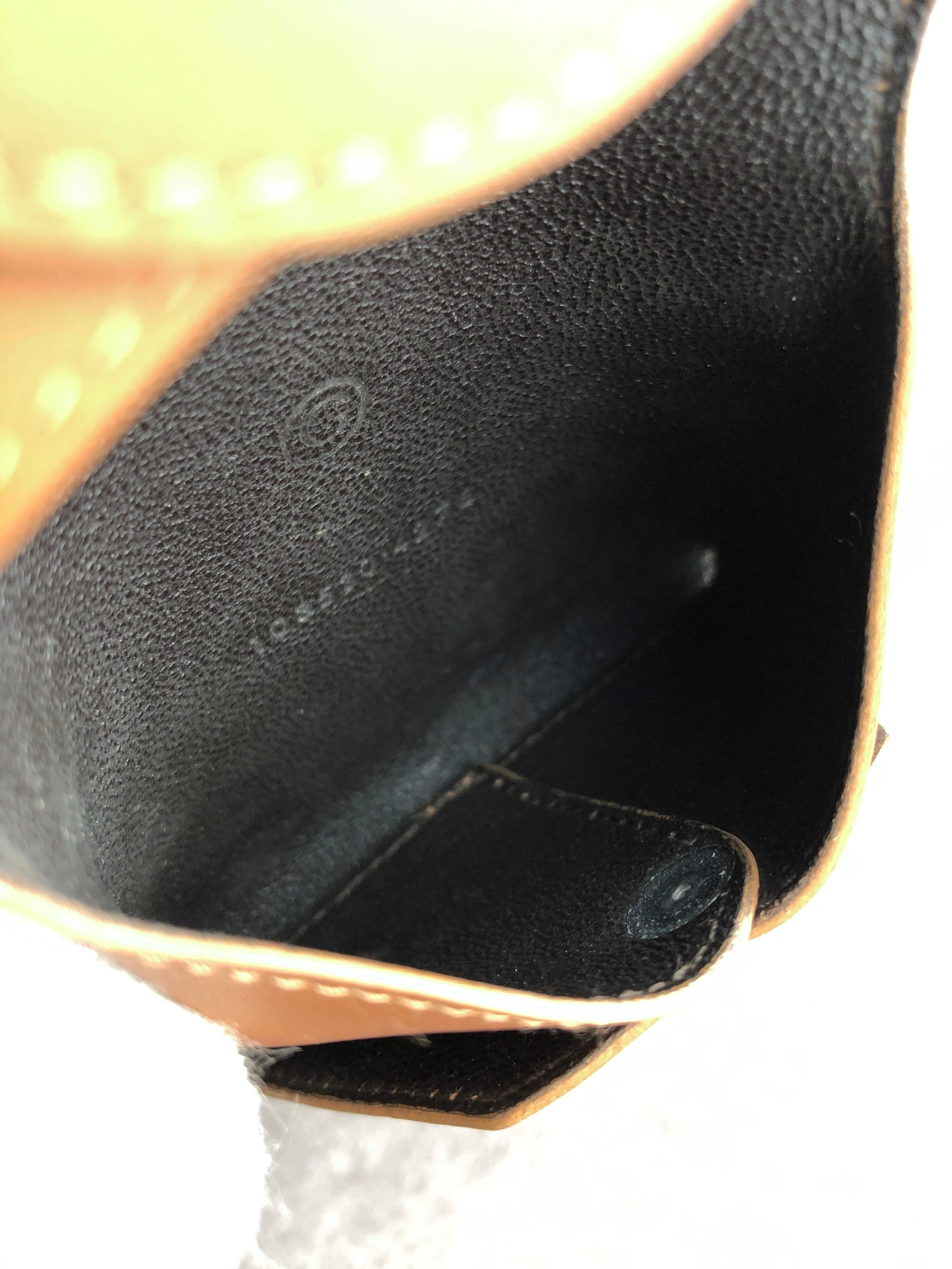 GUCCI グッチ 財布 ブラウン 型押しロゴ レザー コインケース vintage