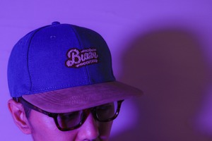 MOCO LOGO SUEDE PEAK WASHED CANVAS SNAPBACK [BLUE]