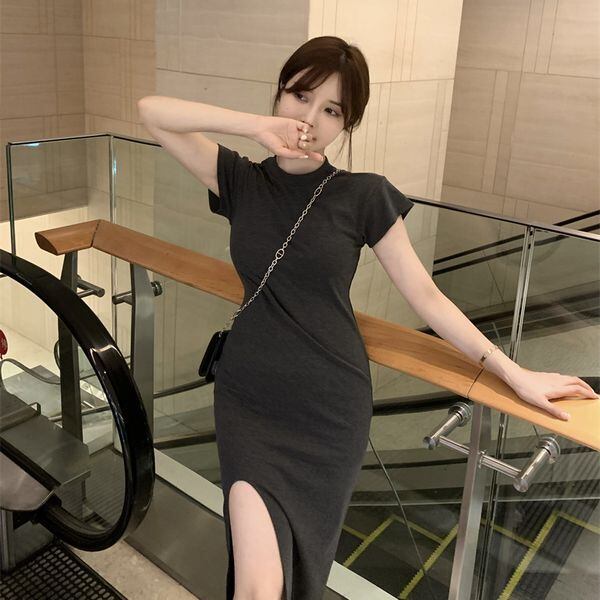 長袖 ワンピース スリット スリム ミドル丈 上品 全2色 韓国 ロング丈 半袖 Tシャツワンピース スリット ミドル丈 タイト