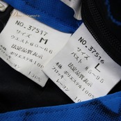 社交ダンス 衣装 スタンダード 上下セット ツーピース レッスンウェア パーティ衣装 青 黒 ブラック系 ブルー系 ラインストーン 花柄 バイカラー フロッキー加工 ふんわり広がる 二重スカート 日本製 おしゃれ 大人 女性 パーティー お出かけ 練習用 発表会 カジュアル かわいい エレガント シンプル トレンド 上品